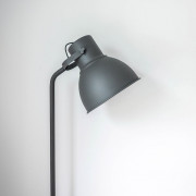 Custom image caption